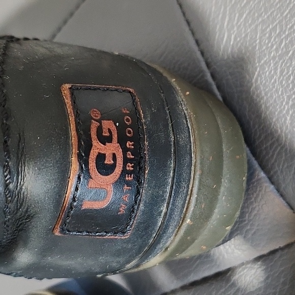 UGG Waterproof boots - Picture 8 of 10